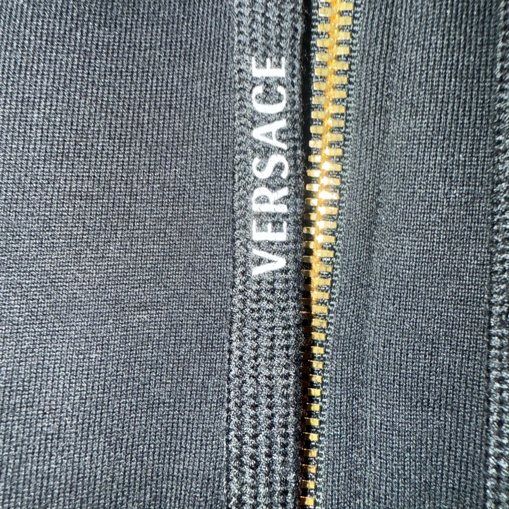 🔥NWOT Versace Black Hoodie with Gold Studs Logo 🔥 - Picture 6 of 7